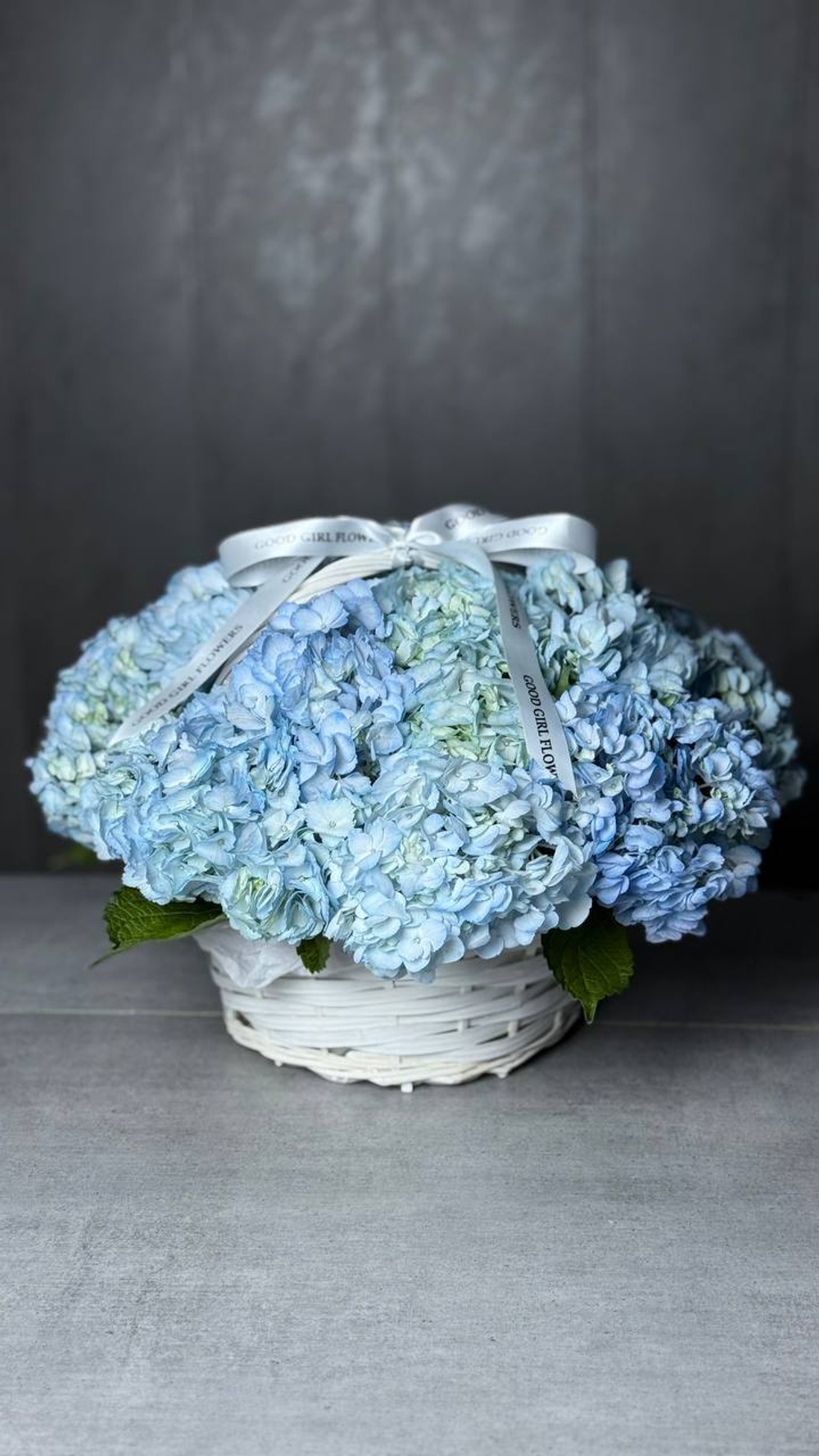 Гортензии в корзинке