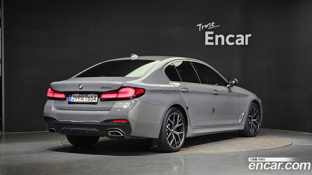 BMW 5 Series (G30) 530e M Sports (05.2021)