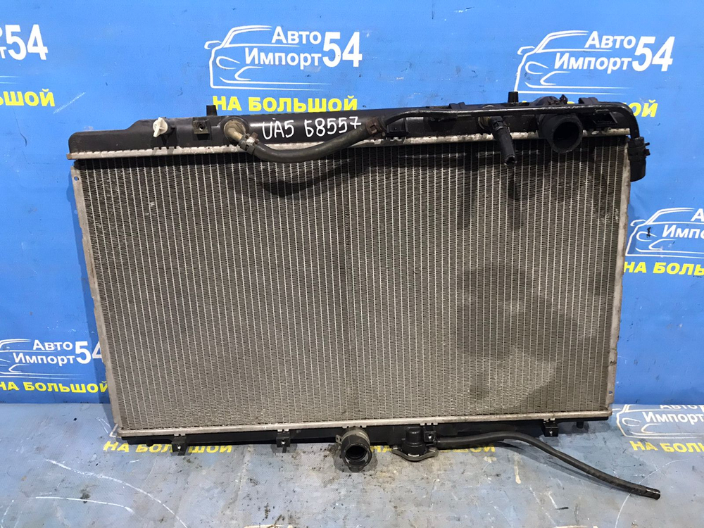 Радиатор двигателя Honda SABER 1998-2003