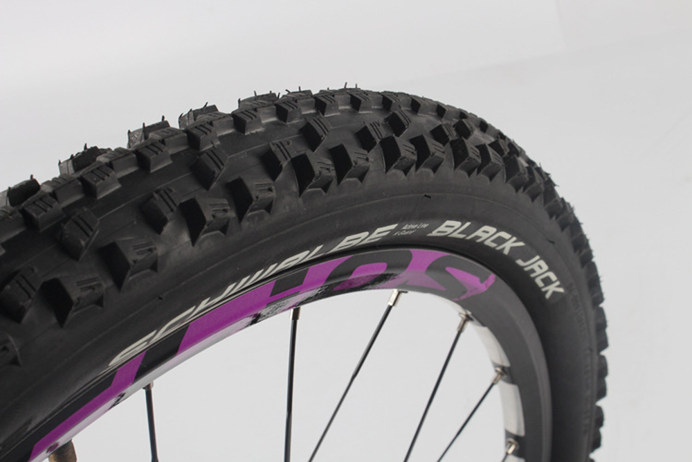Велопокрышка Schwalbe Black Jack 26x2.10 (54-559)