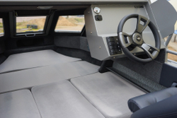 Алюминиевая лодка Berkut M HT