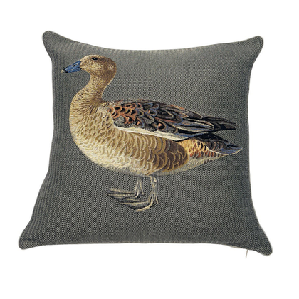 Подушка гобеленовая с Уткой 45х45 см