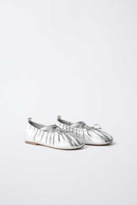 ZARA БАЛЕТКИ С МЕТАЛЛИЧЕСКИМ БЛЕСКОМ, СЕРЕБРИСТЫЙ