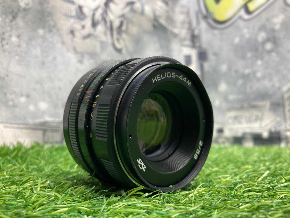 Helios-44M