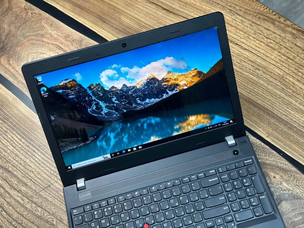 15.6" Ноутбук Lenovo Thinkpad E570 (1920x1080, Intel Core i5-7200U, RAM 8ГБ, SSD 256ГБ, NVIDIA GeForce 940MX, Win 10 Pro)