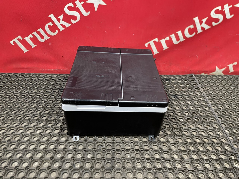 Холодильник 2024г