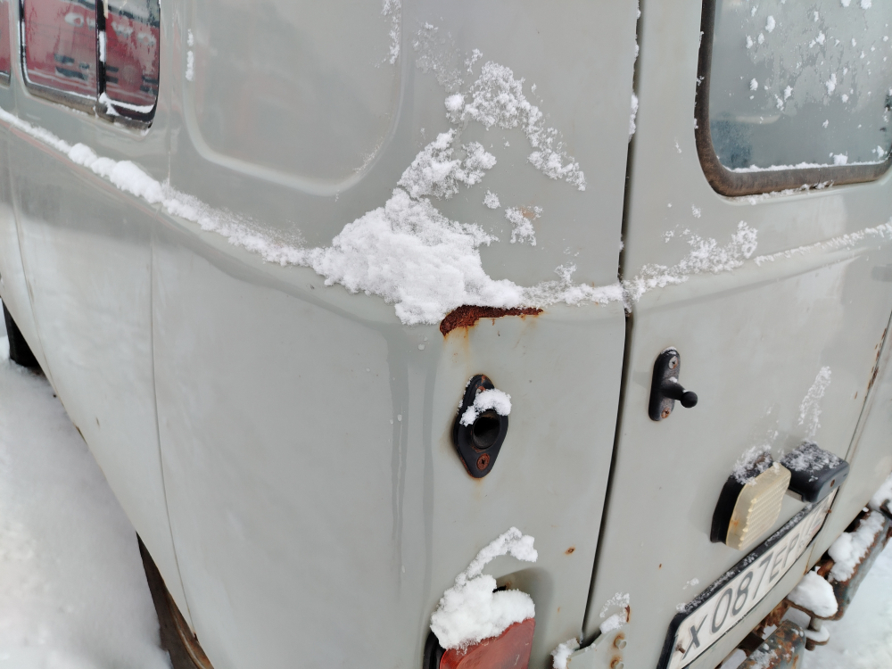UAZ 2206* Микроавтобус 220695-122-04 (Микроавтобус, 8+1 мест, без ABS, Бензиновый, 2,7 л, 112 л.с.)