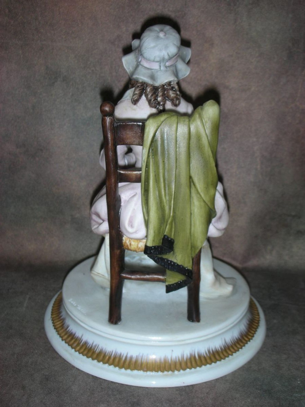 Статуэтка. Фарфор. Материнство. Capodimonte. Италия