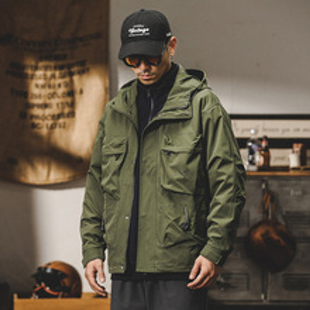 Американская функциональная куртка с капюшоном и множественными накладными карманами