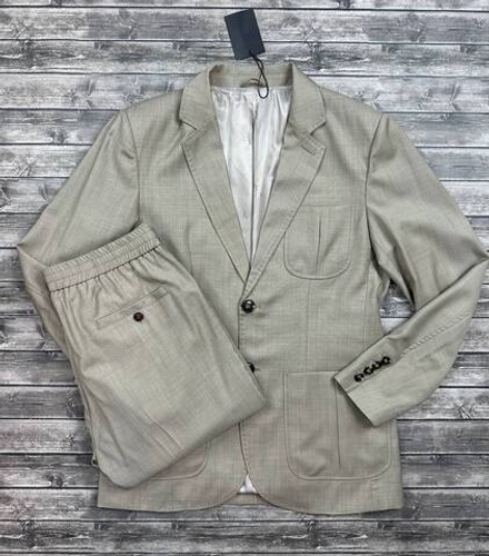 Костюм Kiton