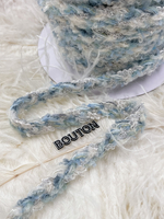 Тесьма плетеная голубая с серебром пушистая