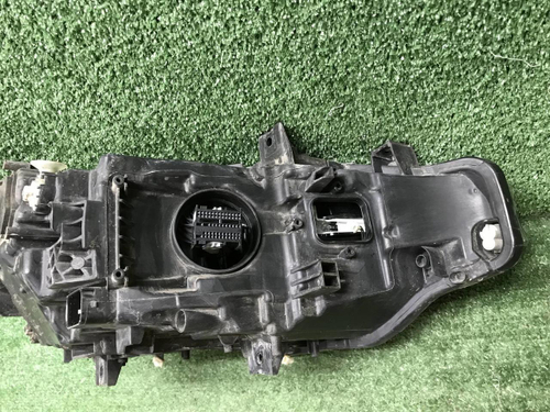 Битая Фара левая BMW 3er F30 (2015-2020) LED