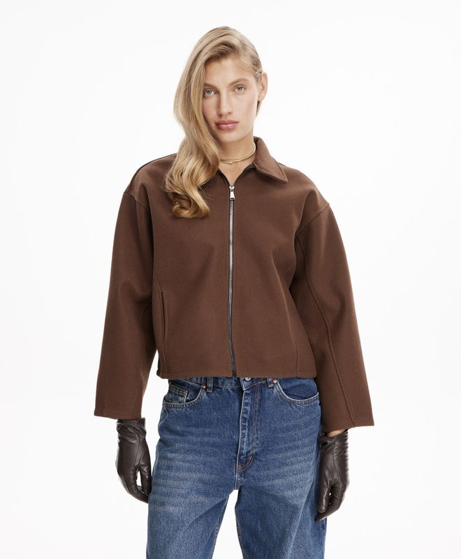 Пальто укороченное на молнии