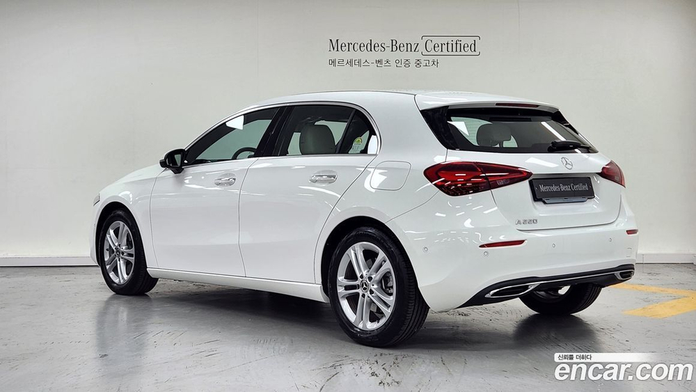 Mercedes-Benz A-Class W177 A220 Hatchback (02.2024)