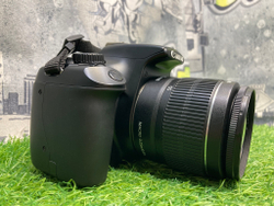 Canon 1100D kit 18-55mm 3.5-5.6 lll 6.600 кадров