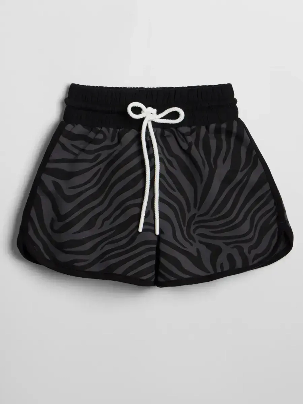 Костюм для девочки спортивный с шортами