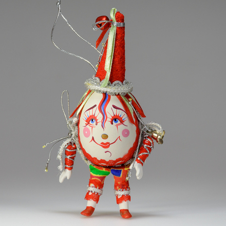 Ёлочная игрушка клоун-яйцо в красном колпаке