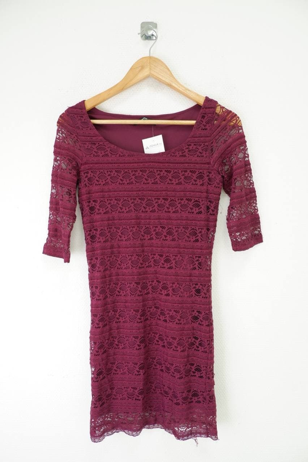 Платье Fishbone гипюровое 42 размер