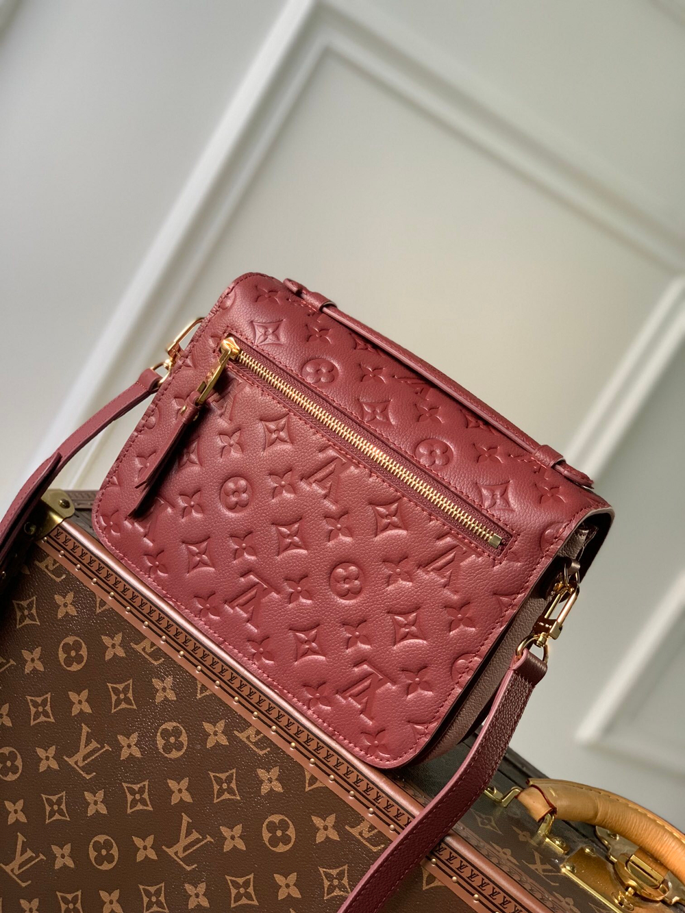 Louis Vuitton Pochette Metis