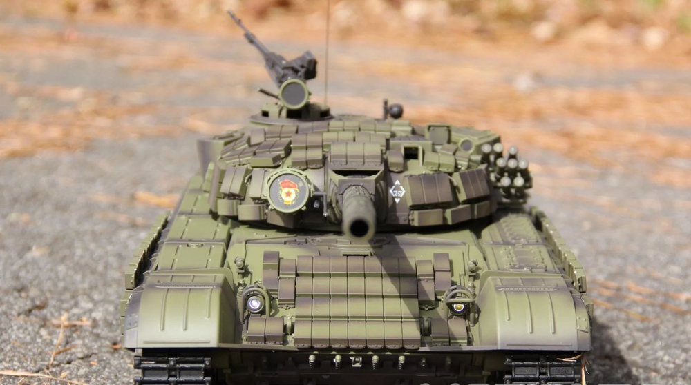 Радиоуправляемый танк Heng Long 3939-1 ERA версия с динамической защитой , V7.0 масштаб 1:16 RTR 2.4GHz - 3939-ERA