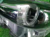 Фара правая Mazda CX-9 2 (2016-2021) LED