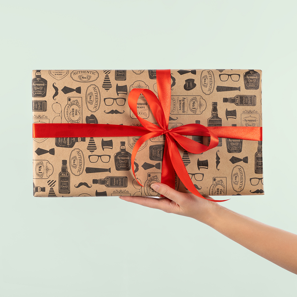 Упаковочная бумага, Крафт 70гр (0,7*1 м) Лучшему Мужчине!