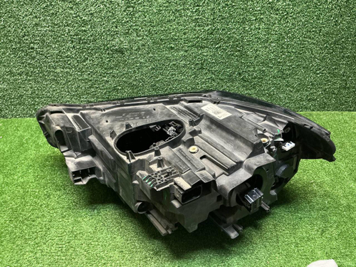 Фара правая BMW X1 F48 (2019-2022) LED