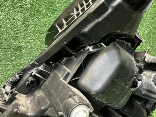 Битая Фара левая Audi Q6 (2022-н.в.) LED