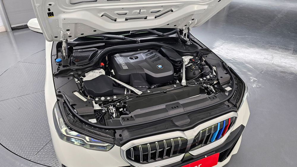 BMW 5 серии (G60) 520i M Sport