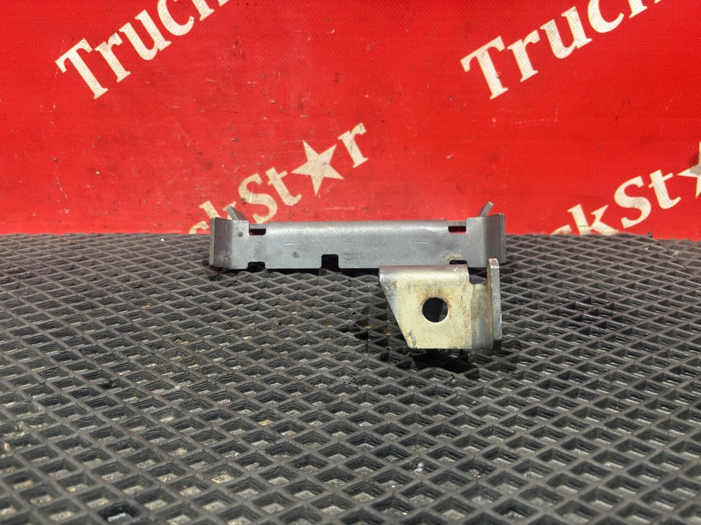 Кронштейн проводки