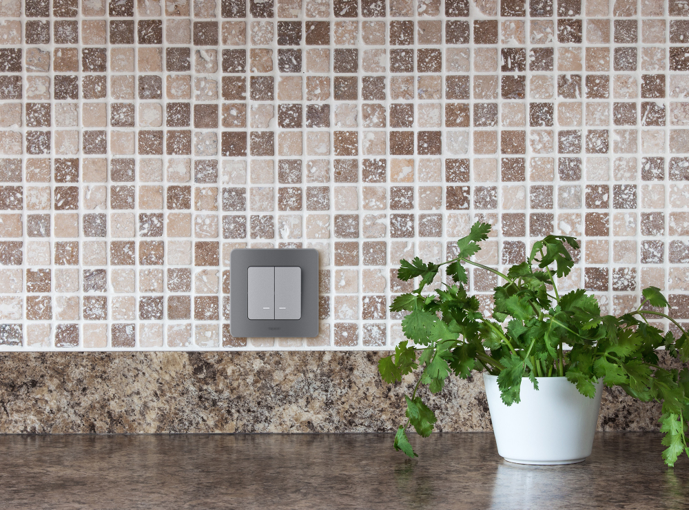 Рамка 1 пост дымчатый Inspiria Legrand