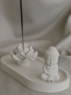 Будда и подставка для благовоний Цветок на подносе