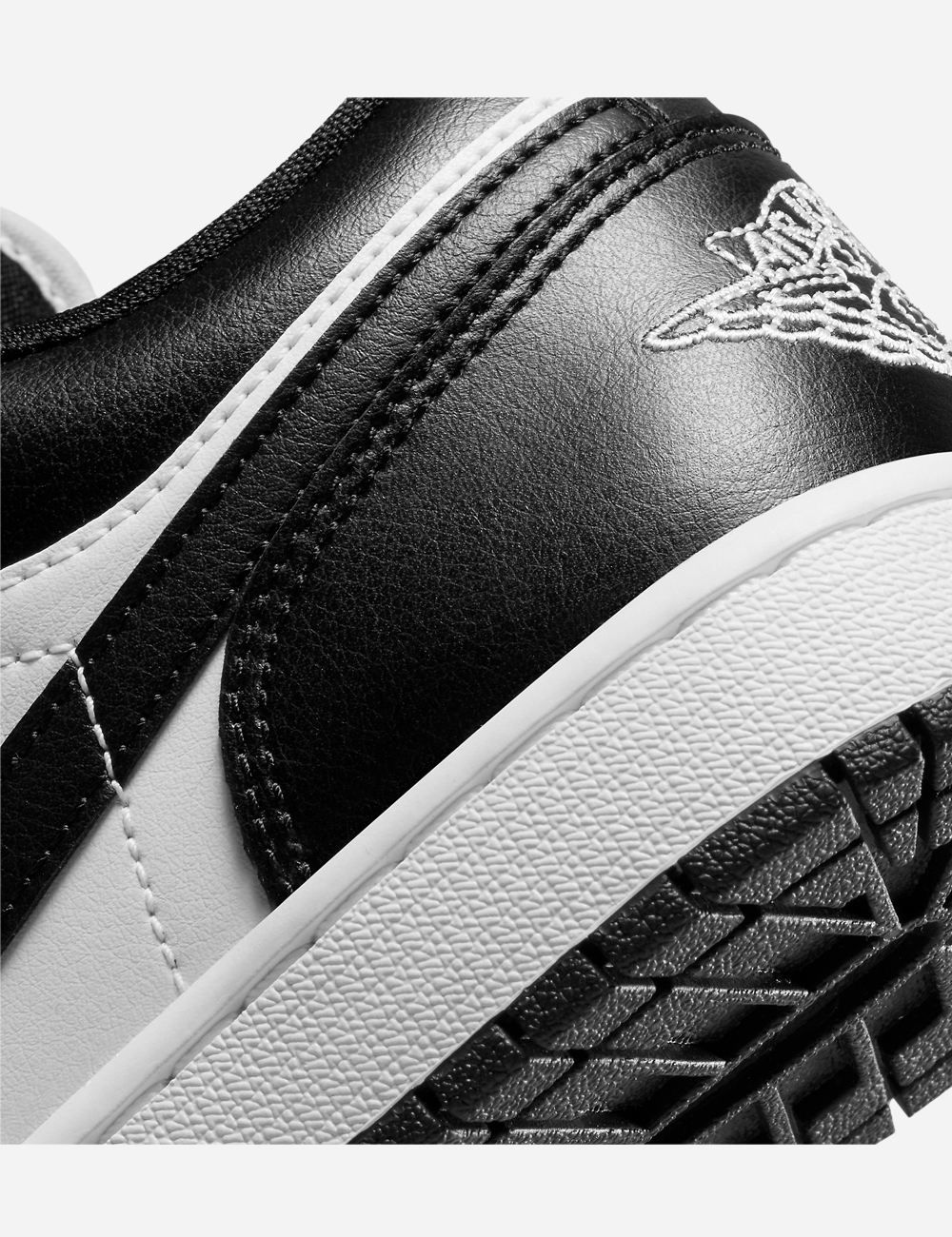 Air Jordan 1 Low SE Panda (DC0774-101)