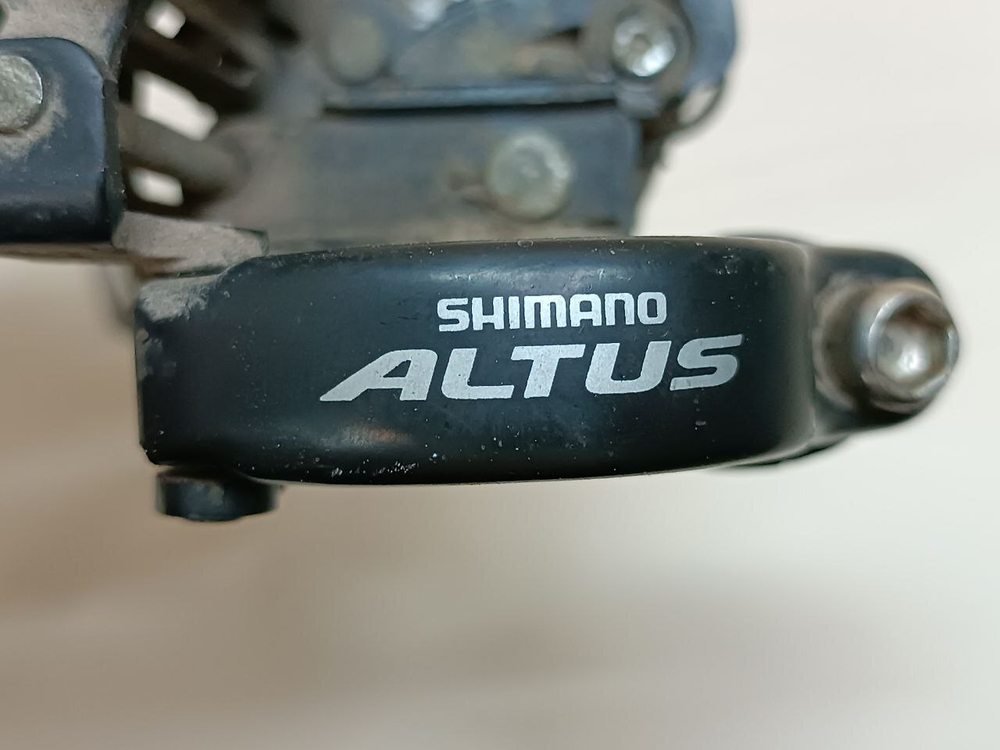 Переключатель на велосипед Shimano Altus FD-M310 (передний)