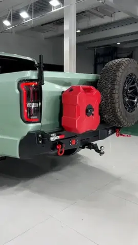 Силовой бампер кронштейном для запаски и канистры для JMC Dadao 2023+ стальной бампер защита