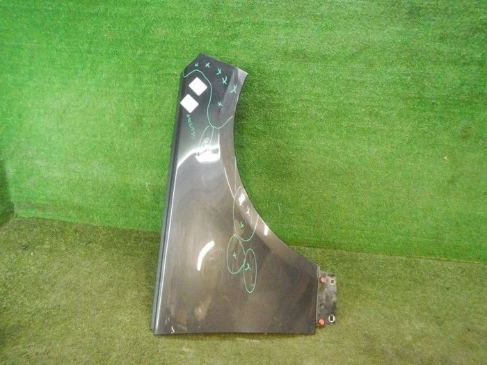 Крыло переднее правое Range Rover Vogue 4 (2012-2021)