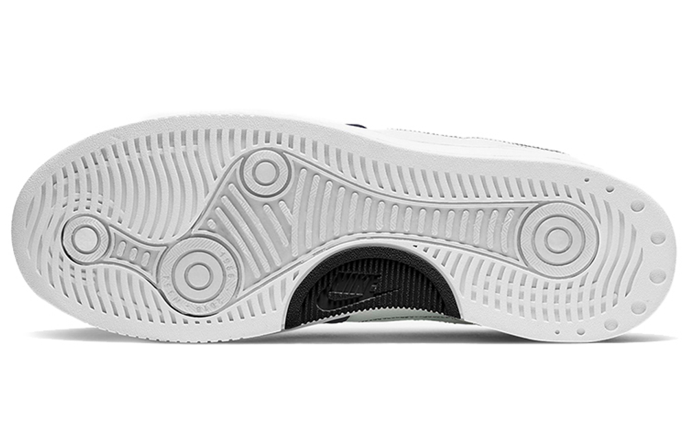 Кроссовки Nike Squash Type