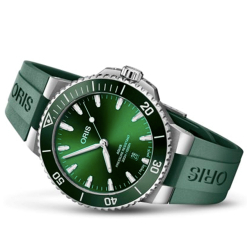 Oris Aquis Date 01 733 7789 4157-07 4 23 37FC