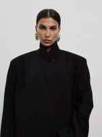 Пиджак оверсайз с объемными плечами, Черный