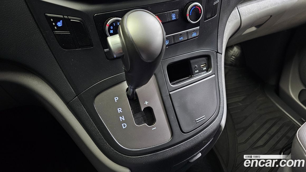 Hyundai The New Grand Starex Van 5인승 (12.2020)
