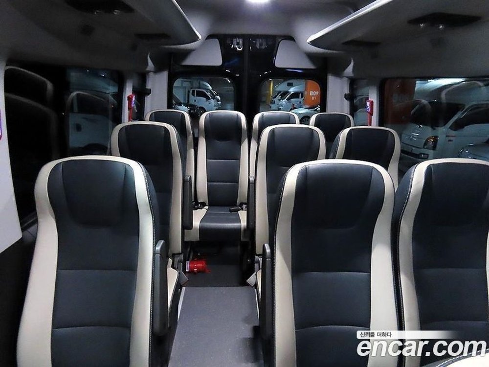 Hyundai Solati 15인승 (01.2021)