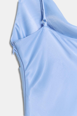 ZARA КОРОТКОЕ АТЛАСНОЕ ПЛАТЬЕ С АСИММЕТРИЧНЫМ НИЗОМ, НЕБЕСНО-ГОЛУБОЙ