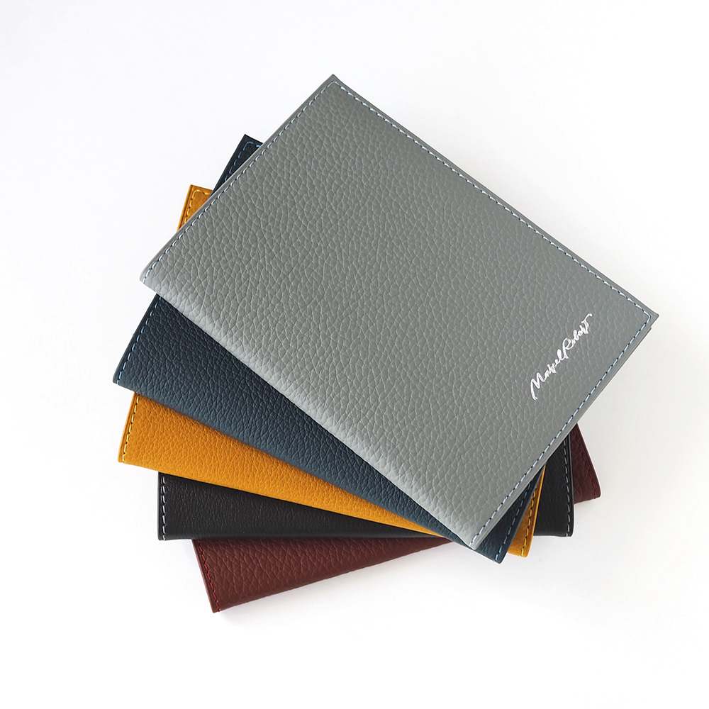 Обложка для паспорта из натуральной кожи теленка, черного цвета