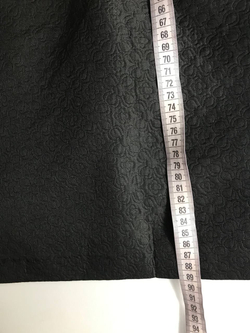 Платье Zarina лаконичного дизайна, маркировка 42, визуально на 42 размер