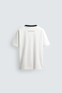 ZARA ФУТБОЛКА С ПРИНТОМ ©MILES DAVIS, БЕЛЫЙ