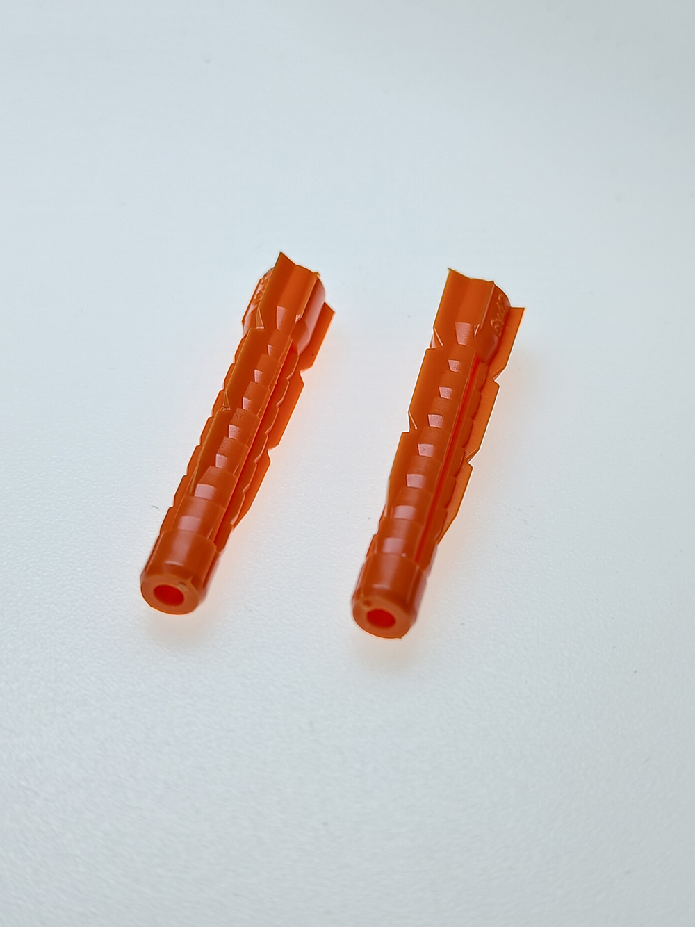 6х42 Дюбель универсальный U (40 шт.)