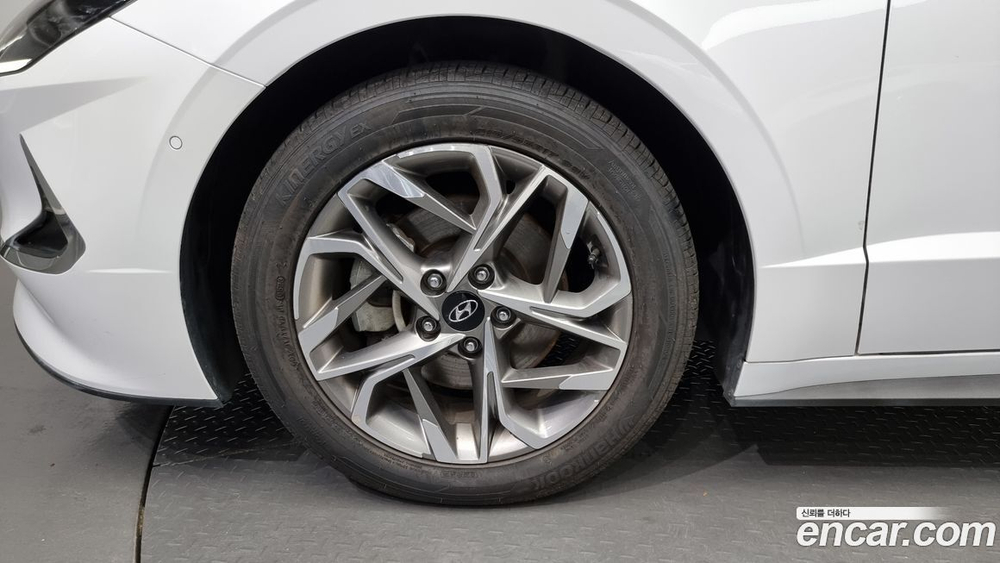 Hyundai Sonata (DN8) 2.0 (03.2021)