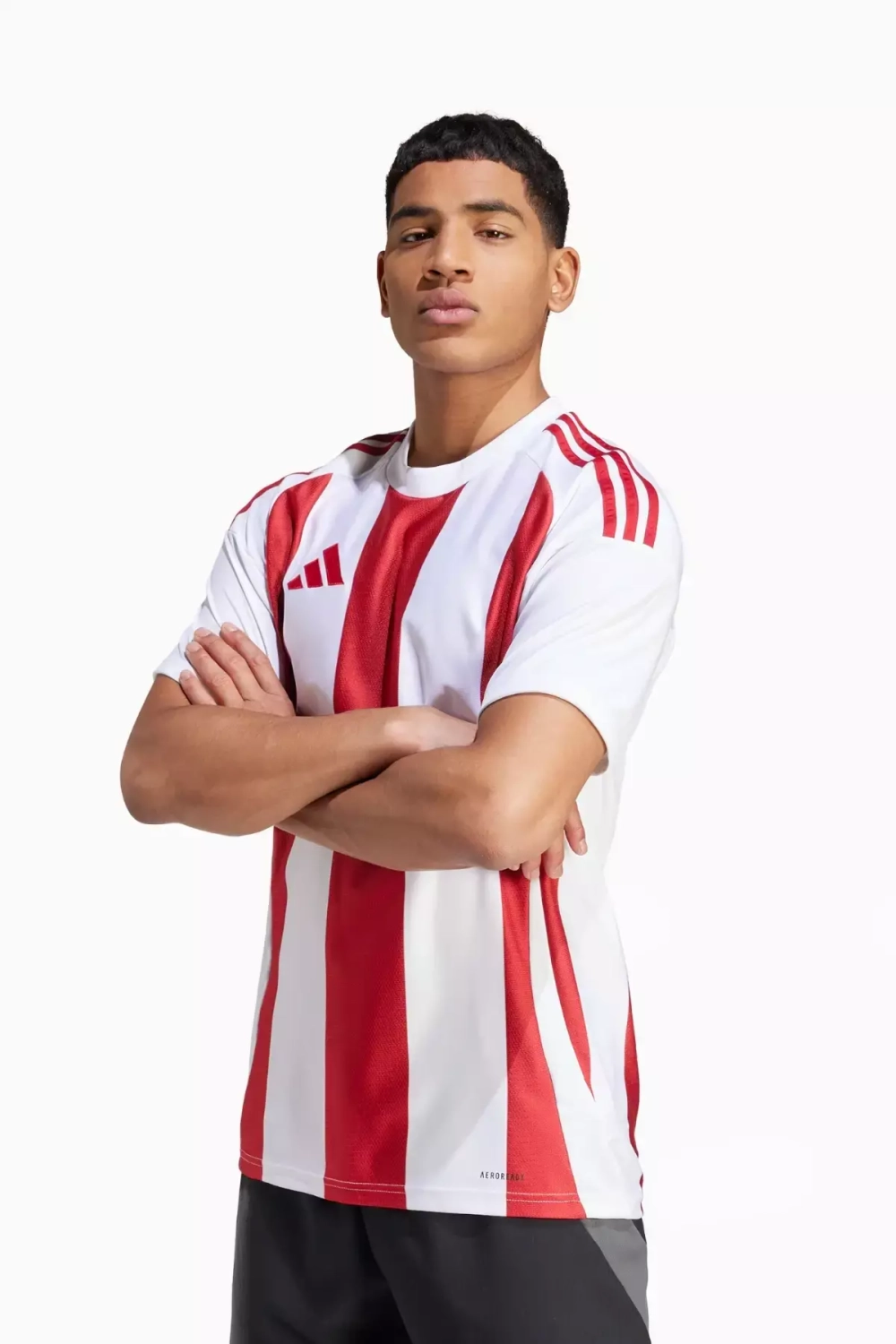 Футболка adidas Striped 24