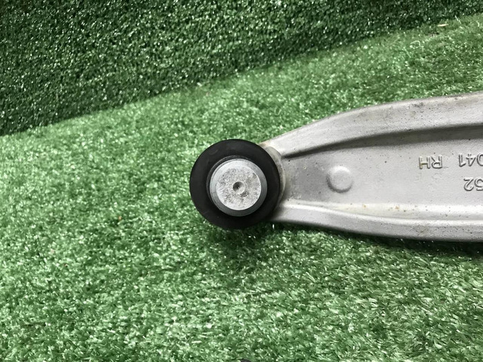 Рычаг передний правый LR Discovery Sport (19-нв)