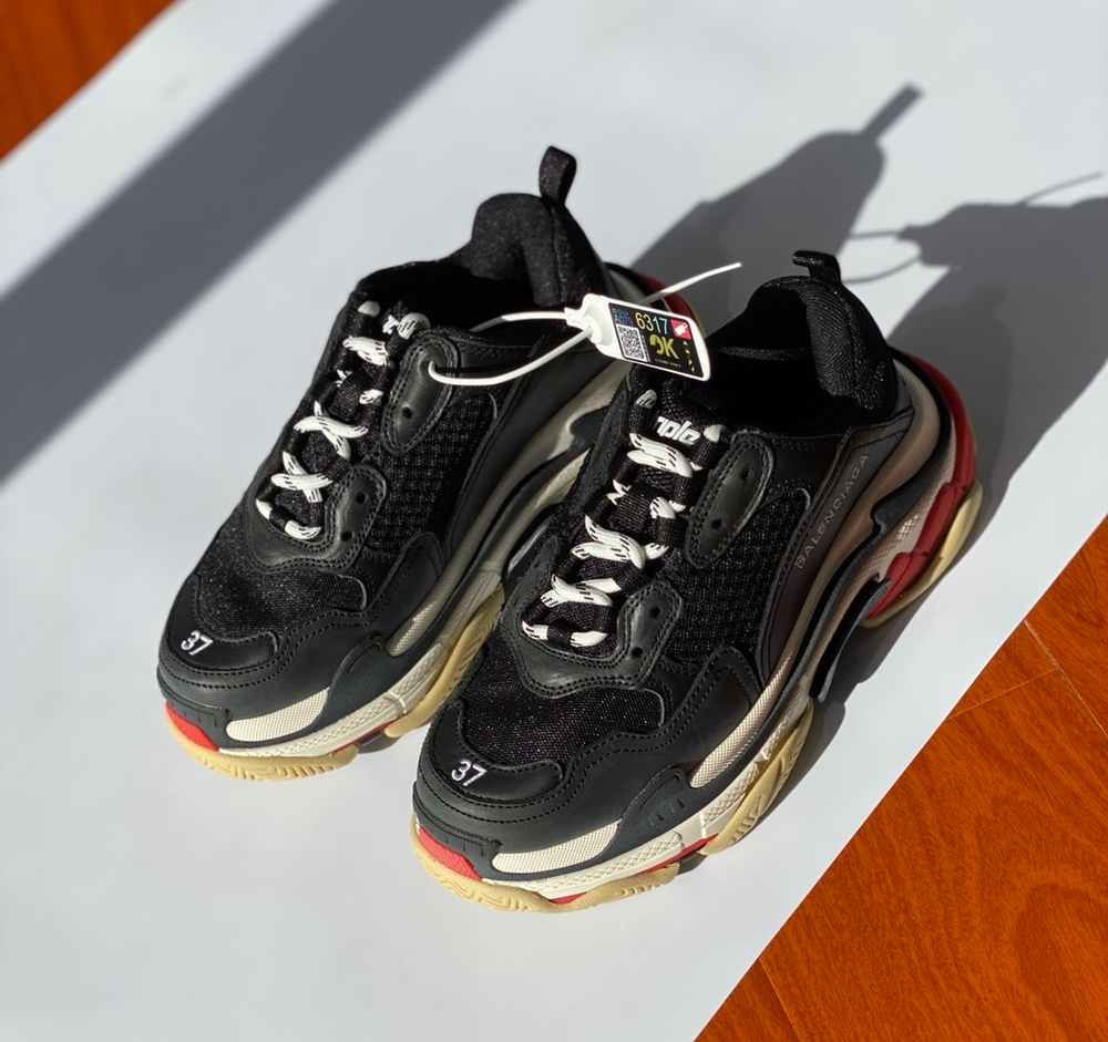 Balenciaga Triple S